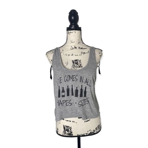 Goddess of Easton Gray Wine Lovers Cropped Tank Top Size S “Love Comes in All Sh - Picture 1 of 4